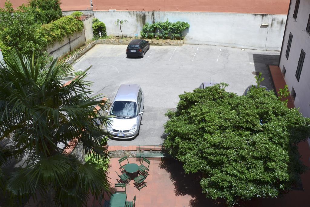 Hotel Arno Bellariva Florencja Zewnętrze zdjęcie