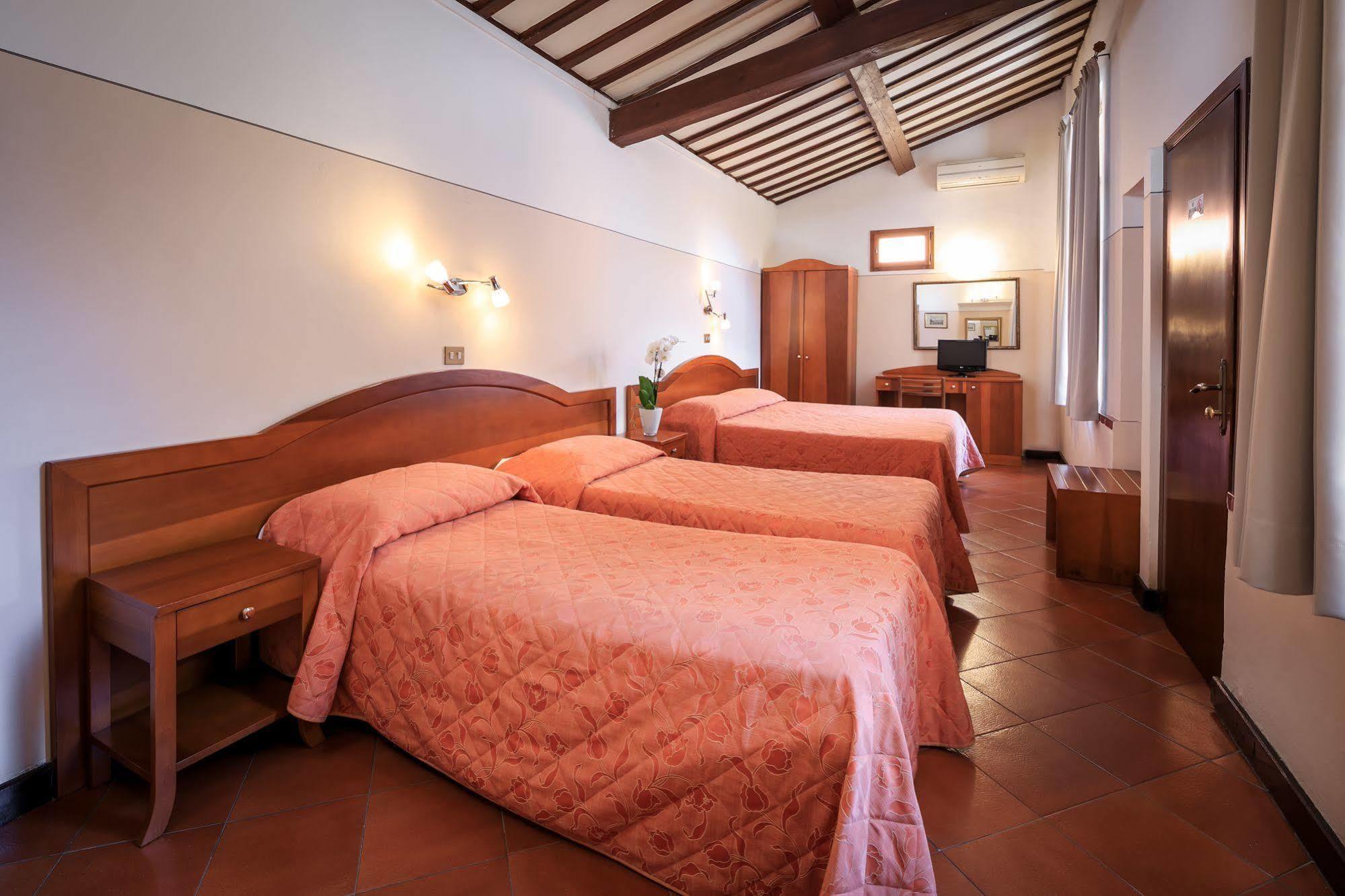 Hotel Arno Bellariva Florencja Zewnętrze zdjęcie